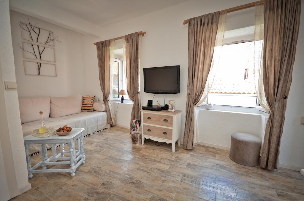 Bell Tower Apartment Budva Habitación foto